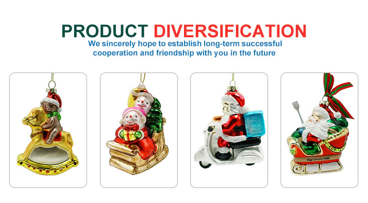 Factory wholesale glass Santa Claus holding Christmas wreath Christmas tree decorations custom Christmas doll pendant